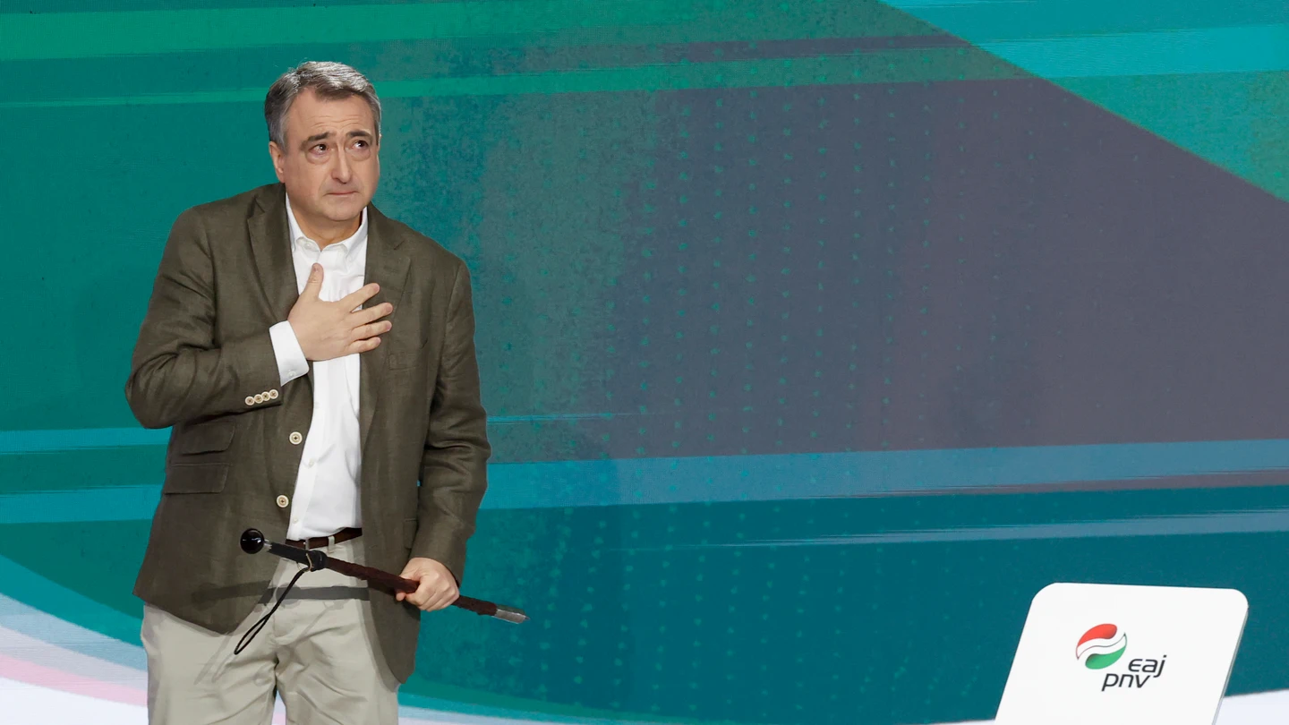 Aitor Esteban, elegido nuevo líder del PNV en sustitución de Andoni Ortuzar Aitor Esteban, elegido nuevo líder del PNV en sustitución de Andoni Ortuzar