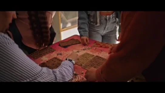 "Aquí cultivan gitanos, payos, viejos y niños, todos": la confesión de un vecino del norte de Granada a Jalis de la Serna "Aquí cultivan gitanos, payos, viejos y niños, todos": la confesión de un vecino del norte de Granada a Jalis de la Serna