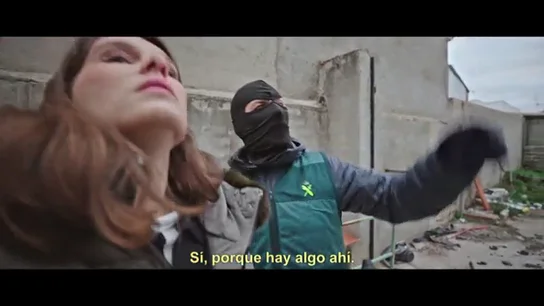 "40.000 euros cada tres meses": un guardia civil responde a la duda de la reportera de Apatrullando sobre las plantaciones de marihuana "40.000 euros cada tres meses": un guardia civil responde a la duda de la reportera de Apatrullando sobre las plantaciones de marihuana