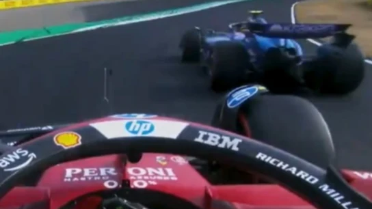 Lewis Hamilton y Carlos Sainz  Lewis Hamilton y Carlos Sainz