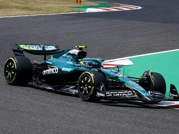 Fernando Alonso (Aston Martin), durante la calificación del Gran Premio de Japón en el circuito de Suzuka Fernando Alonso (Aston Martin), durante la calificación del Gran Premio de Japón en el circuito de Suzuka