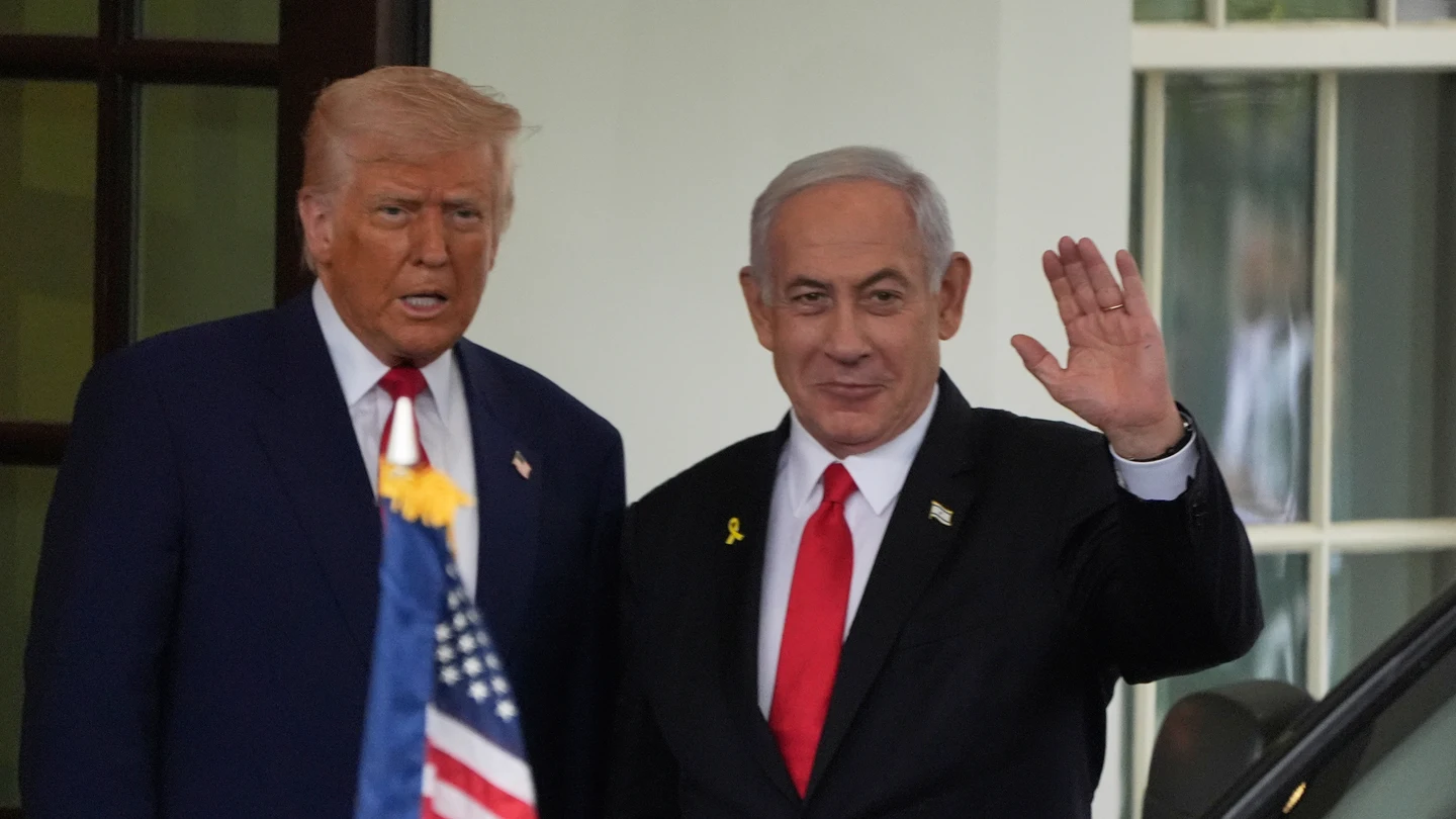 El primer ministro israelí, Benjamin Netanyahu, es recibido por el presidente Donald Trump El primer ministro israelí, Benjamin Netanyahu, es recibido por el presidente Donald Trump