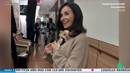 Demi Moore se corta su espectacular melena y sorprende con un corte long bob junto a su perro Pilaf Demi Moore se corta su espectacular melena y sorprende con un corte long bob junto a su perro Pilaf
