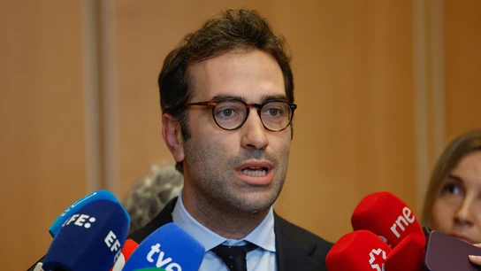 El ministro de Economía, Comercio y Empresa, Carlos Cuerpo, atiende a los medios de comunicación El ministro de Economía, Comercio y Empresa, Carlos Cuerpo, atiende a los medios de comunicación