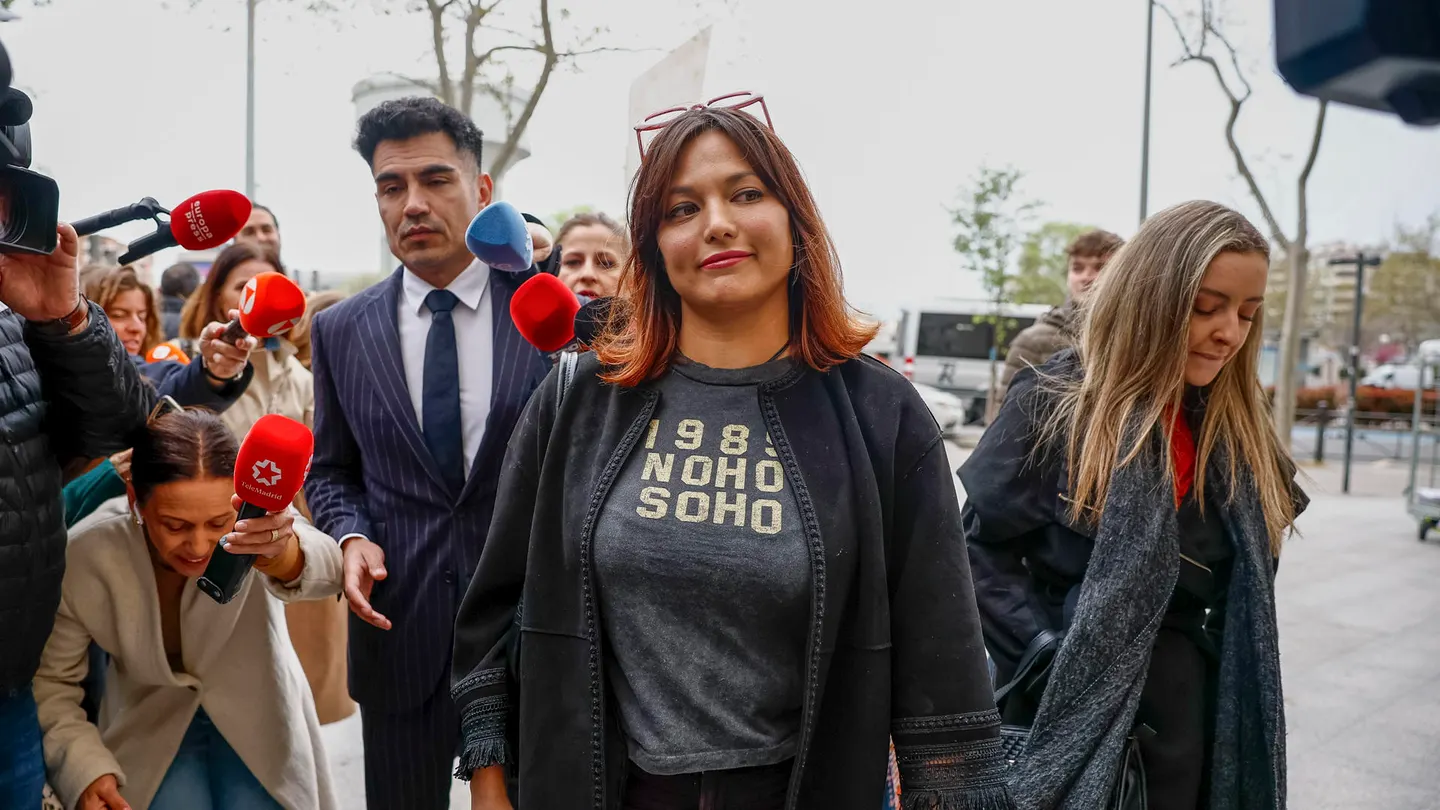 Elisa Mouliaá a su llegada a los juzgados de Plaza de Castilla Elisa Mouliaá a su llegada a los juzgados de Plaza de Castilla