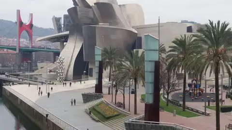 El Museo Guggenheim Bilbao ampliará horario y abrirá los dos próximos lunes con motivo de Semana Santa El Museo Guggenheim Bilbao ampliará horario y abrirá los dos próximos lunes con motivo de Semana Santa
