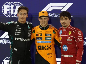 George Russell, Oscar Piastri y Charles Leclerc tras la clasificación del GP Bahrein 2025 George Russell, Oscar Piastri y Charles Leclerc tras la clasificación del GP Bahrein 2025