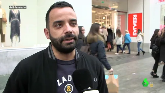 La confesión de un joven sobre el consumismo: "Tengo 20 zapatillas, pero me pongo las más comidas de mierda" La confesión de un joven sobre el consumismo: "Tengo 20 zapatillas, pero me pongo las más comidas de mierda"