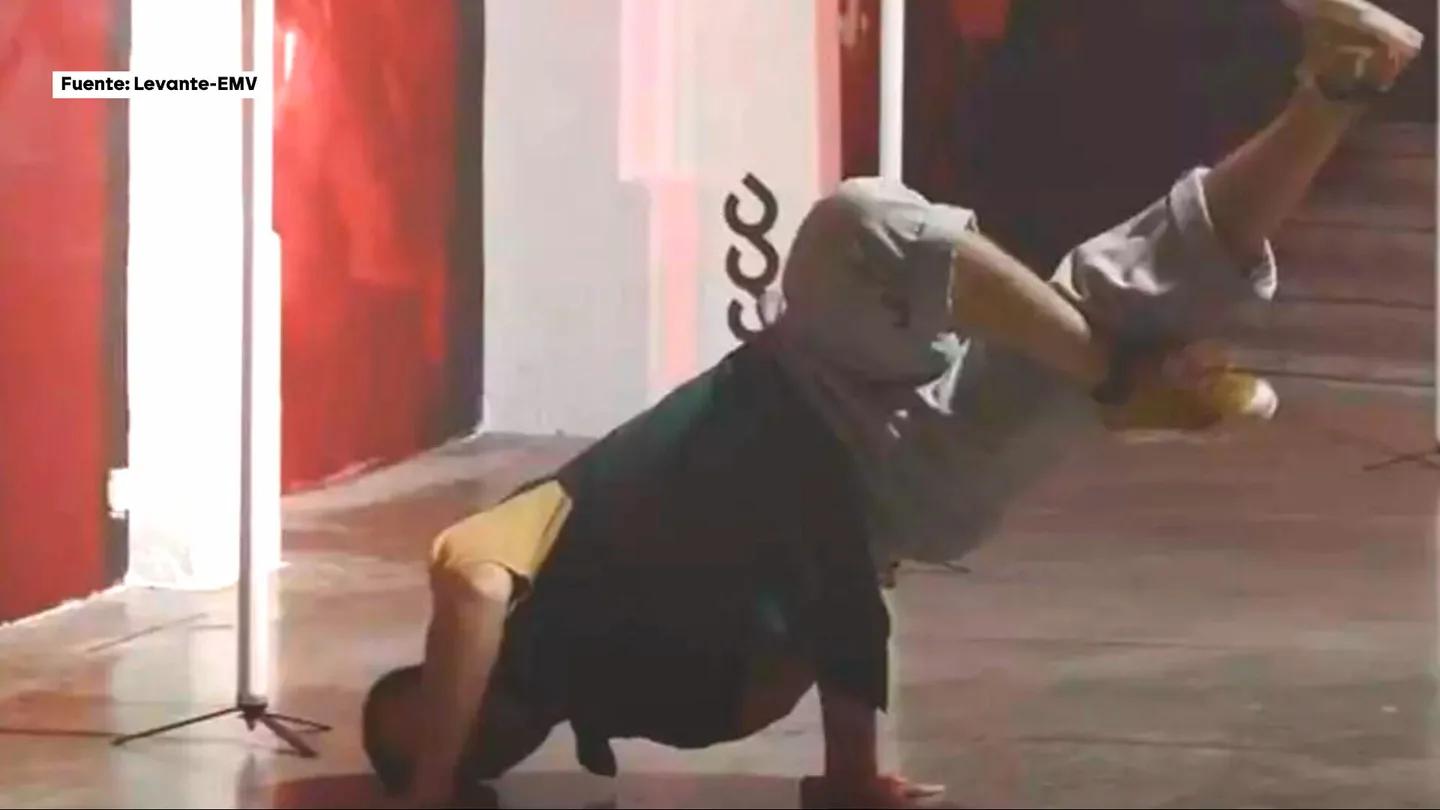 Bailarín profesional y aparentemente normal: así es el joven violador en serie de Valencia Bailarín profesional y aparentemente normal: así es el joven violador en serie de Valencia