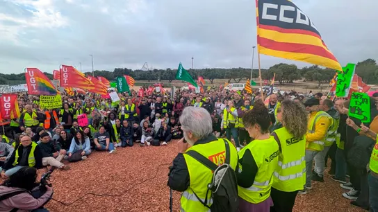 Cientos de trabajadores de PortAventura van a la huelga. Cientos de trabajadores de PortAventura van a la huelga.