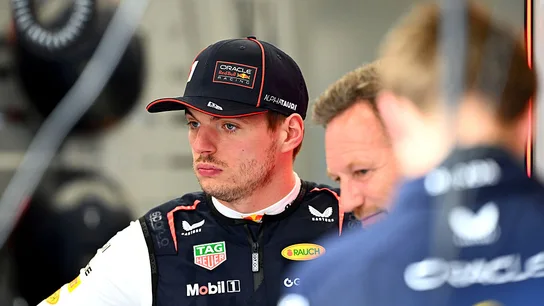 Max Verstappen junto a Christian Horner en el GP de Arabia Saudí Max Verstappen junto a Christian Horner en el GP de Arabia Saudí