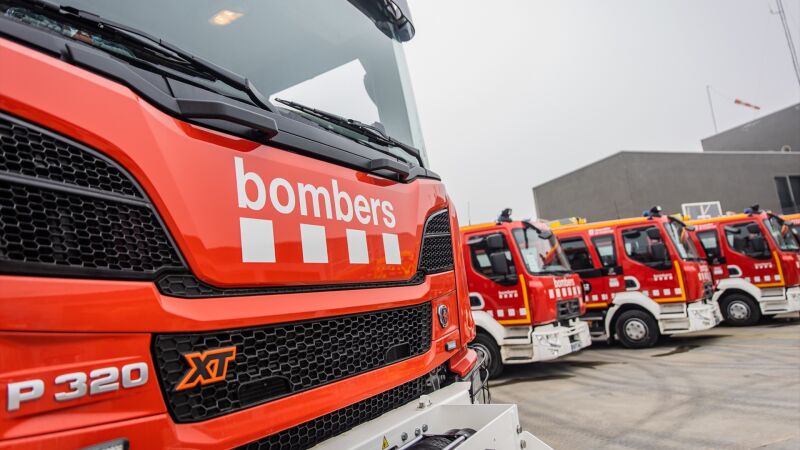 Foto de archivo de camiones de los Bombers