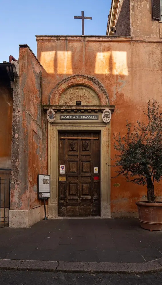 Basílica de Santa Práxedes, en Roma Basílica de Santa Práxedes, en Roma