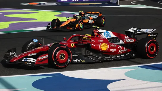 Lewis Hamilton y Lando Norris durante la clasificación del GP de Arabia Saudí Lewis Hamilton y Lando Norris durante la clasificación del GP de Arabia Saudí
