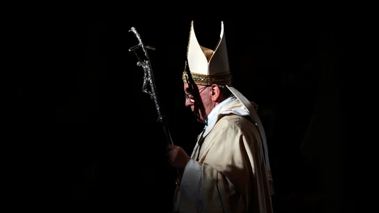 El papa Francisco I durante la misa por la Epifanía del 6 de enero de 2014 en la basílica de San Pedro del Vaticano. El papa Francisco I durante la misa por la Epifanía del 6 de enero de 2014 en la basílica de San Pedro del Vaticano.