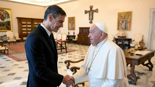 El presidente del Gobierno, Pedro Sánchez, es recibido por el Papa Francisco en el Vaticano a 11 de octubre de 2024 El presidente del Gobierno, Pedro Sánchez, es recibido por el Papa Francisco en el Vaticano a 11 de octubre de 2024