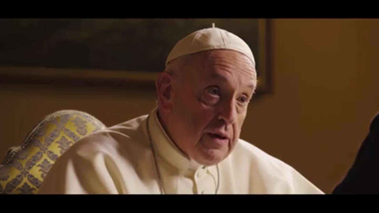 El papa Francisco, crítico ante Europa: "Se olvidó de que sus hijos golpearon las puertas de América tras las guerras" El papa Francisco, crítico ante Europa: "Se olvidó de que sus hijos golpearon las puertas de América tras las guerras"