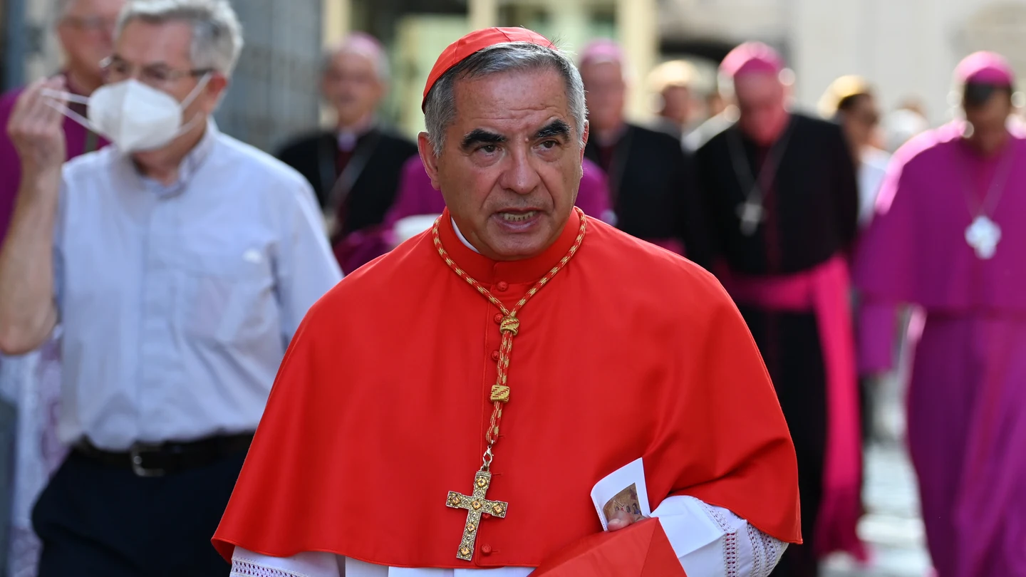 El cardenal Giovanni Angelo Becciu El cardenal Giovanni Angelo Becciu