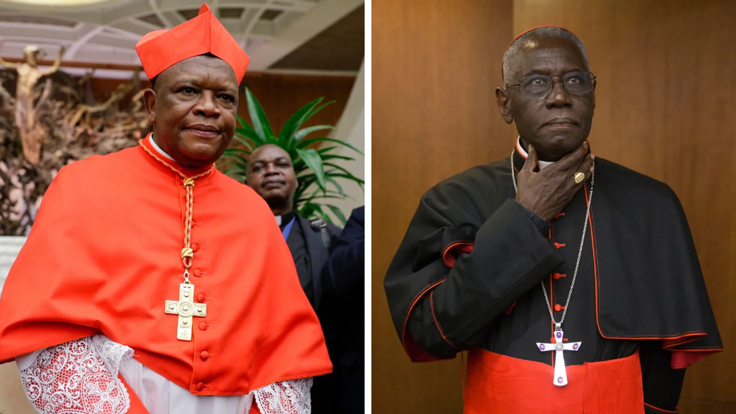 A la izquierda, el cardenal Fridolin Among Besungu; a la derecha, el conservador Robert Sarah A la izquierda, el cardenal Fridolin Among Besungu; a la derecha, el conservador Robert Sarah