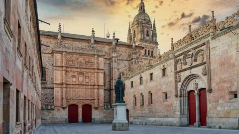 Universidad de Salamanca, España Universidad de Salamanca, España
