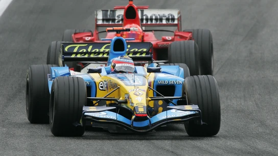 Fernando Alonso y Michael Schumacher en Imola 2005 Fernando Alonso y Michael Schumacher en Imola 2005