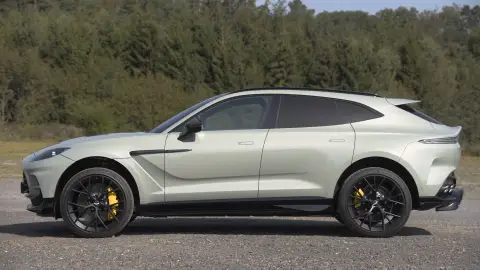 Aston Martin DBX 707 Aston Martin DBX 707