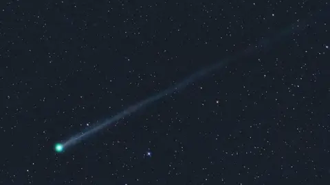 Cometa SWAN25F Cometa SWAN25F
