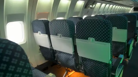 El asiento más seguro del avión que casi siempre queda libre El asiento más seguro del avión que casi siempre queda libre