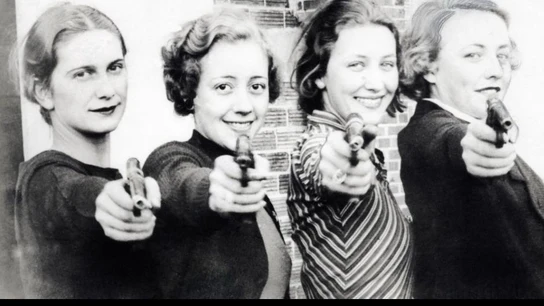 Detalle ampliado de la cubierta de 'Yeguas exhaustas', de Bibiana Collado Detalle ampliado de la cubierta de 'Yeguas exhaustas', de Bibiana Collado