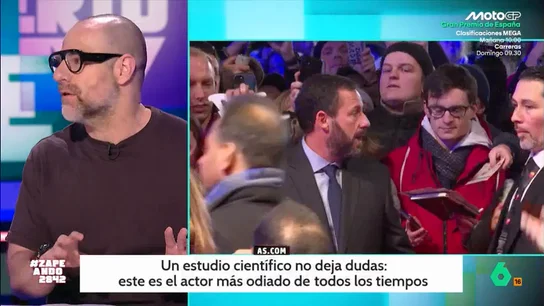 Un estudio califica a Adam Sandler como el actor más odiado de la historia: "A él estas encuestas le dan bastante igual" El periodista explica que el actor tiene 500 millones de patrimonio y que sus películas han facturado 2.000 millones de dólares. Considera a Sandler "un cómico estupendo" que ha encontrado un filón en las "comedias tontorronas".