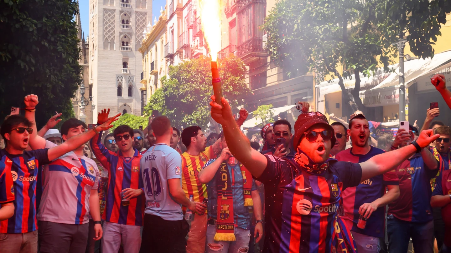Aficionados del Barça, en Sevilla Aficionados del Barça, en Sevilla
