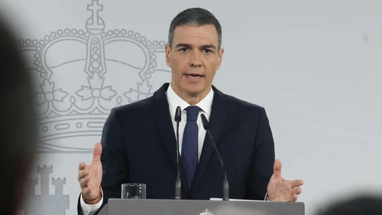 laSexta Noticias 14:00 (28-04-25) Gabinete de crisis por el gran apagón: Sánchez y varios ministros se desplazan al centro de control de Red Eléctrica laSexta Noticias 14:00 (28-04-25) Gabinete de crisis por el gran apagón: Sánchez y varios ministros se desplazan al centro de control de Red Eléctrica