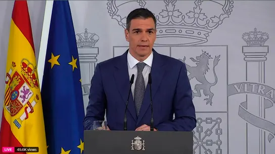 El presidente del Gobierno, Pedro Sánchez, ofrece una rueda de prensa este lunes, en Madrid, con motivo del apagón eléctrico que sufre el país. El presidente del Gobierno, Pedro Sánchez, ofrece una rueda de prensa este lunes, en Madrid, con motivo del apagón eléctrico que sufre el país.