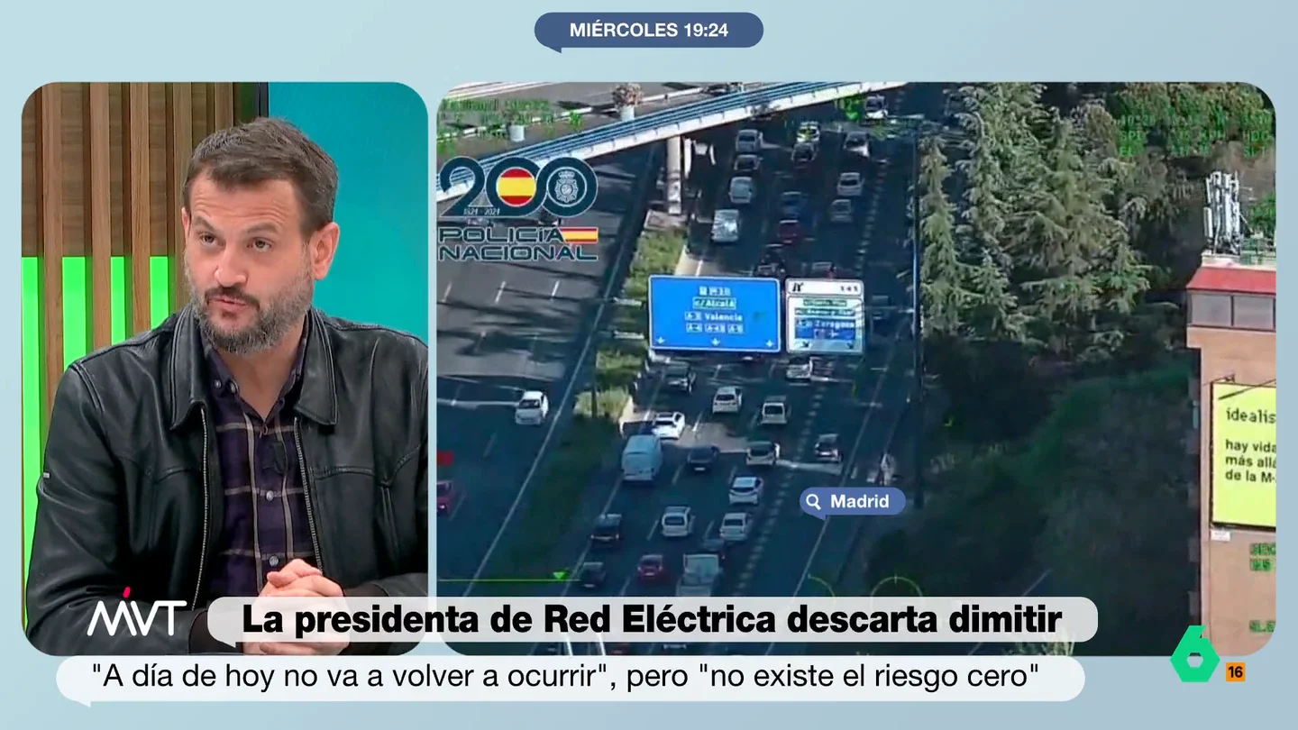 Juan Fernández-Miranda critica la gestión de Beatriz Corredor tras el apagón: "No está preparada para el cargo" Juan Fernández-Miranda critica la gestión de Beatriz Corredor tras el apagón: "No está preparada para el cargo"