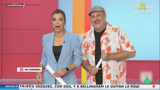"Me estás molestando, estoy con la telenovela": así rechaza una señora en directo el jamón en 'En Compañía' "Me estás molestando, estoy con la telenovela": así rechaza una señora en directo el jamón en 'En Compañía'