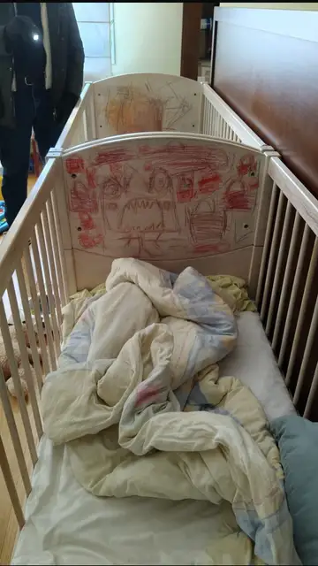 Así vivían los niños encerrados en la 'casa de los horrores' de Oviedo Así vivían los niños encerrados en la 'casa de los horrores' de Oviedo
