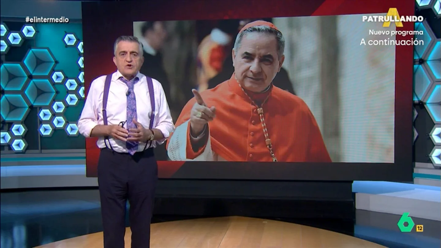 Wyoming ironiza sobre los escándalos del cardenal Becciu: "Solo estaba siguiendo las enseñanzas de aquel que murió en la cruz" Wyoming ironiza sobre los escándalos del cardenal Becciu: "Solo estaba siguiendo las enseñanzas de aquel que murió en la cruz"