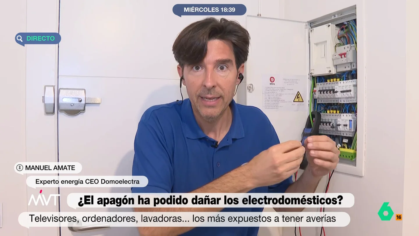 El experto energético Manuel Amate explica por qué debemos bajar el general de corte del cuadro eléctrico en un apagón Es habitual que cuando vuelve la corriente eléctrica tras un apagón algunos electrodomésticos se dañen. Esto puede solucionarse con un gesto muy sencillo. No te pierdas la recomendación del experto.