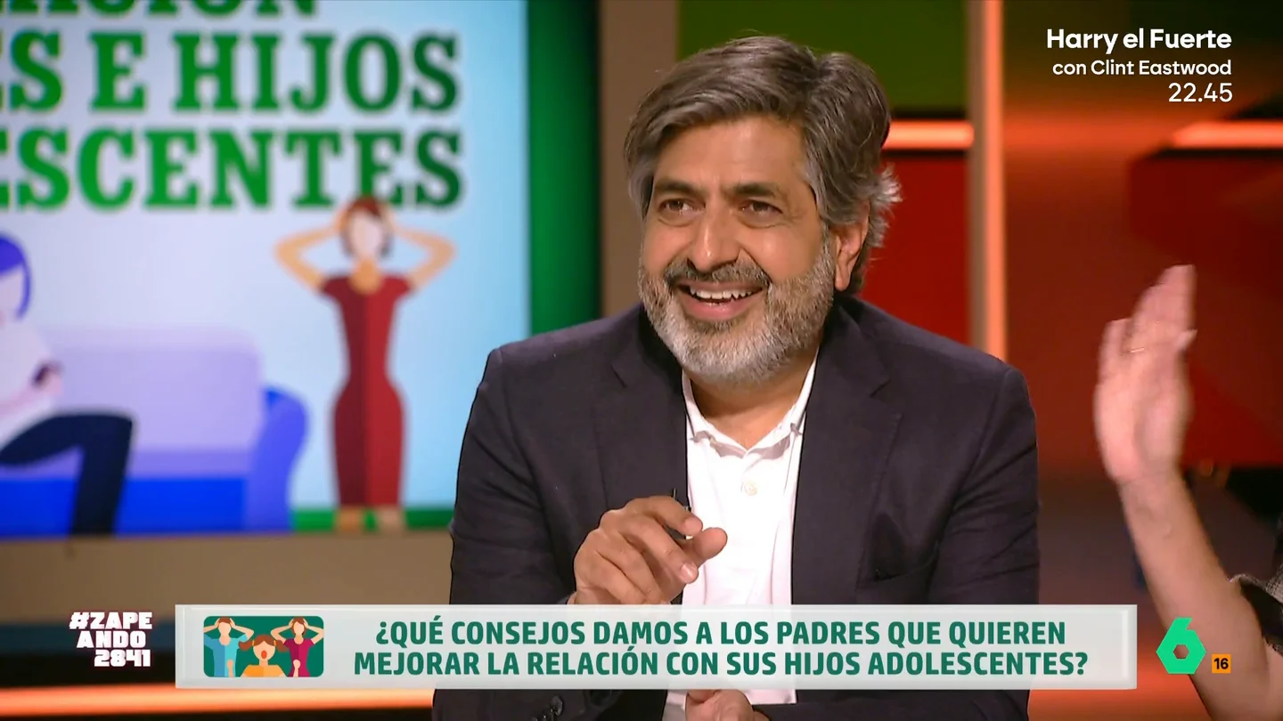 Arun Mansukhani comparte varios consejos para que los padres mejoren su relación con sus hijos adolescentes El psicólogo indica que los padres deben tener paciencia ya que la adolescencia es una etapa que "se pasa". Además, indica que se puede saber que ha llegado gracias a tres fases: "Vergüenza, cara de asco e indiferencia".