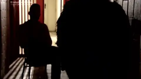 La confesión de 'la reina de la coca' a un policía: "No podía dejar de traficar porque debía dinero a un cartel colombiano" La confesión de 'la reina de la coca' a un policía: "No podía dejar de traficar porque debía dinero a un cartel colombiano"