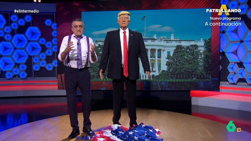 El Intermedio muestra el 'regalo' que han recibido de la Casa Blanca: un Trump a tamaño real 