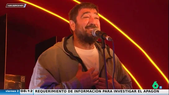 Antonio Orozco desvela que el apagón le pilló haciendo una resonancia: "Yo desnudo gano mucho" Antonio Orozco desvela que el apagón le pilló haciendo una resonancia: "Yo desnudo gano mucho"