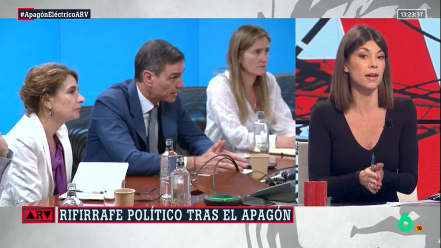 Ainhoa Martínez revela "el malestar" del Gobierno con Corredor: "En la reunión con las eléctricas, la actitud de Sánchez con ella no fue precisamente amistosa" Ainhoa Martínez revela "el malestar" del Gobierno con Corredor: "En la reunión con las eléctricas, la actitud de Sánchez con ella no fue precisamente amistosa"
