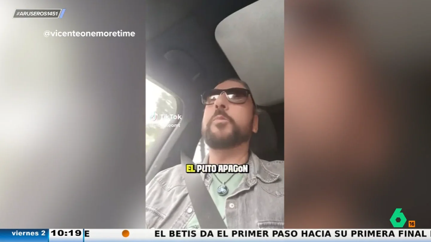 Vicente 'One More Time', tras el apagón: "¿La presidenta de Red Eléctrica, que cobra 600.000 euros al año, nos va a devolver algo?" Vicente 'One More Time', tras el apagón: "¿La presidenta de Red Eléctrica, que cobra 600.000 euros al año, nos va a devolver algo?"
