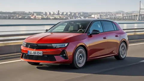 Peugeot vs Opel Peugeot vs Opel
