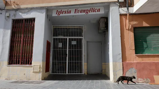 La reyerta se produjo a las puertas de la iglesia evangélica de Nazaret. La reyerta se produjo a las puertas de la iglesia evangélica de Nazaret.