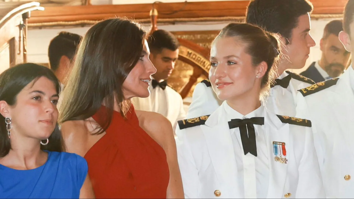 La reina Letizia y la princesa Leonor La reina Letizia y la princesa Leonor
