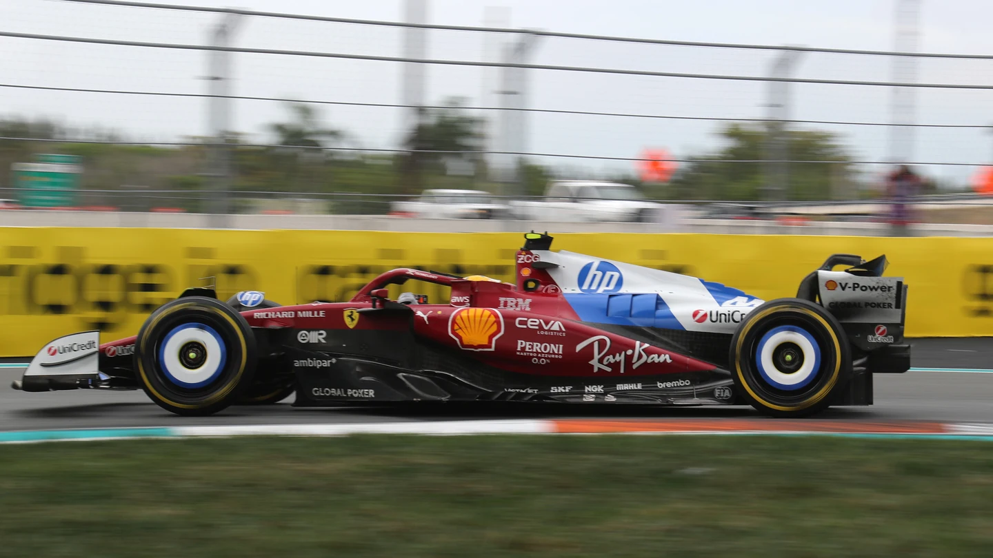 Lewis Hamilton Lewis Hamilton
