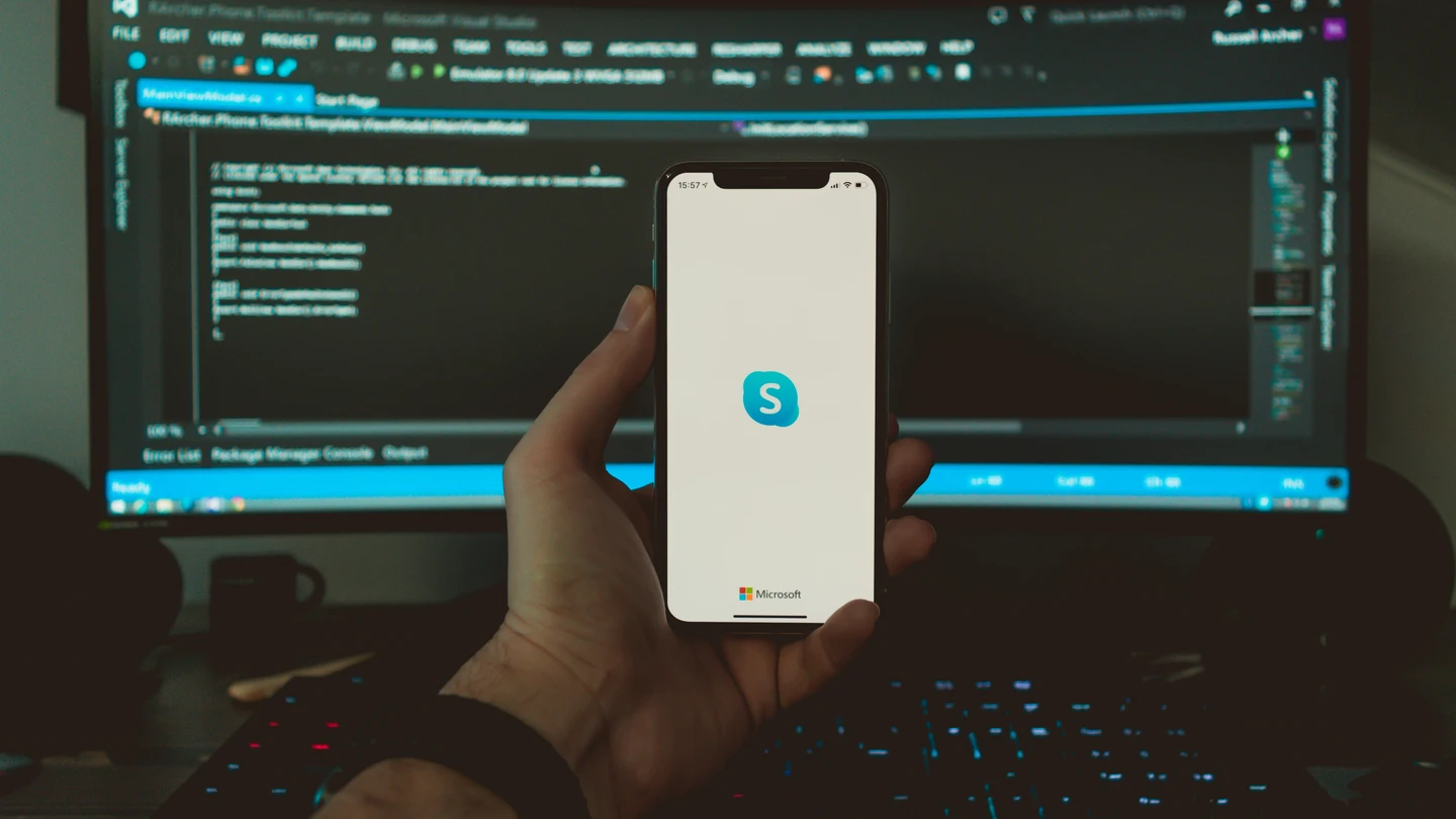 Interfaz de inicio de Skype en un terminal móvil Interfaz de inicio de Skype en un terminal móvil