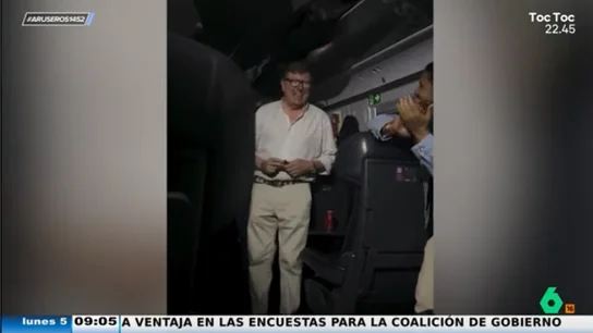 La bulería de César Cadaval ('Los Morancos') al quedarse atrapado en el AVE por culpa del robo de cable La bulería de César Cadaval ('Los Morancos') al quedarse atrapado en el AVE por culpa del robo de cable